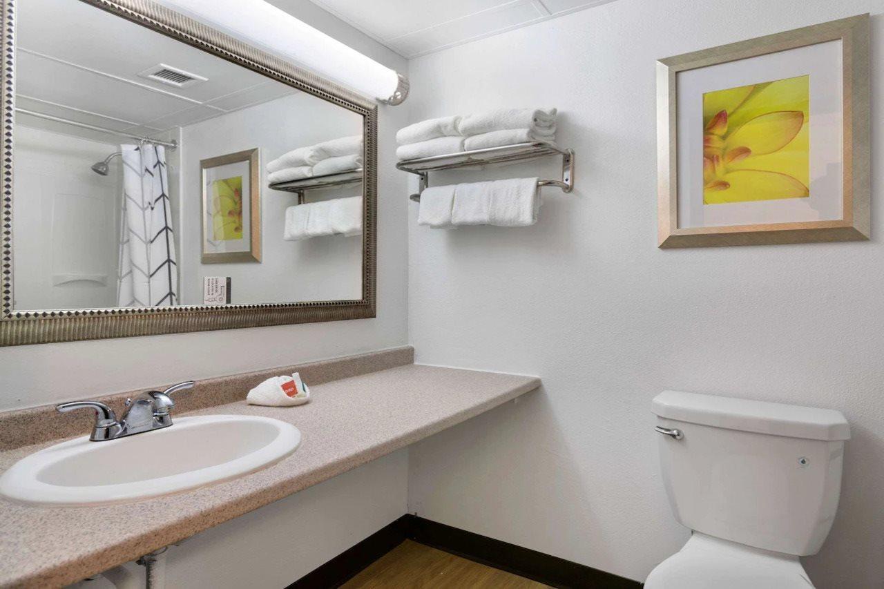 Days Inn By Wyndham Erie Kearsarge Ngoại thất bức ảnh
