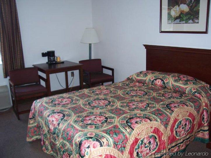Days Inn By Wyndham Erie Kearsarge Phòng bức ảnh